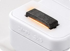 The heating strip of SnapSeal Mini glowing